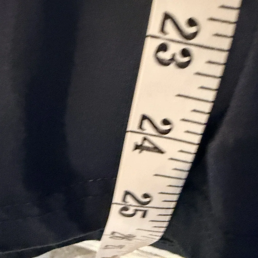 To The Market Aim High Squat Low Graphic Long Sleeve Tee Large Black And White - Picture 6 of 7